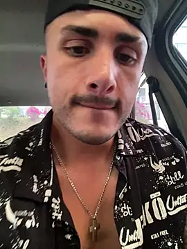 Chatroom XXX en direct de ALEXXX_KING