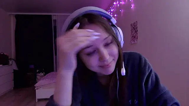 Nelly_Sweetgirl webcam show