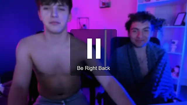 travis_wolf_'s Live XXX Chat