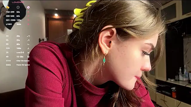 LubaSeirers Adlı Modelin Canlı XXX Sohbeti