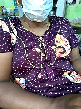 Tamilselviroja-: απευθείας συνομιλία ΧΧΧ