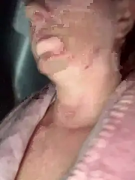 Natali_UAのライブXXXチャット