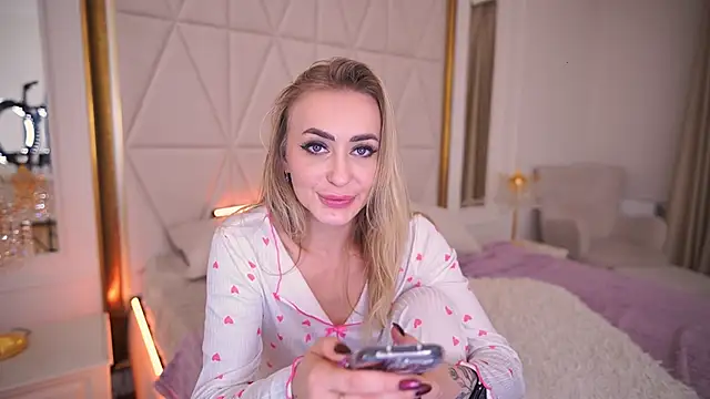 GraceCandyのライブXXXチャット