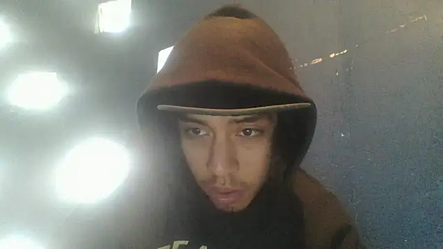 AlexAlejandro13 Live XXX-chat