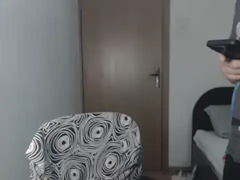 Show modela wildpussycat23 na web-kameri