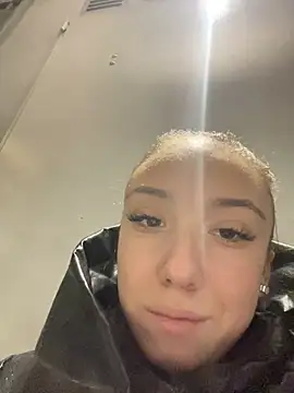 CristinaSw Live XXX-Chat