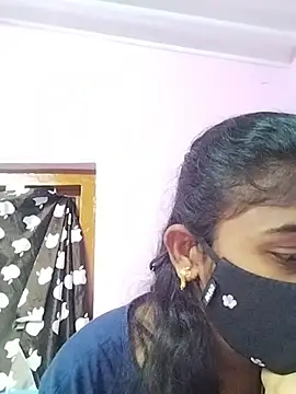 Tamil_Hot_RoyalQueen Webcam Show