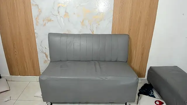 puro_deseo_xx Show in webcam