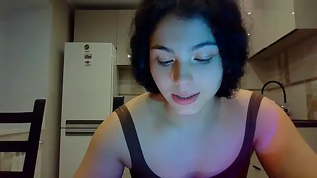 Dianasi: απευθείας συνομιλία ΧΧΧ