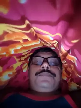 Chatroom XXX en direct de Srmotrs