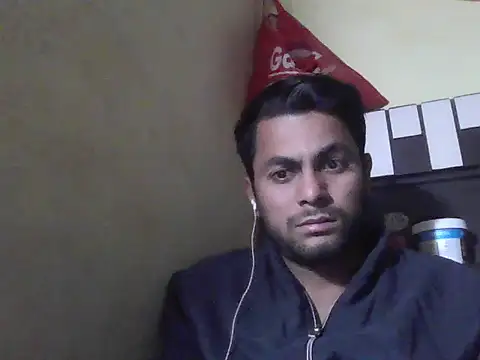 Chatroom XXX en direct de Stubborndesiboy