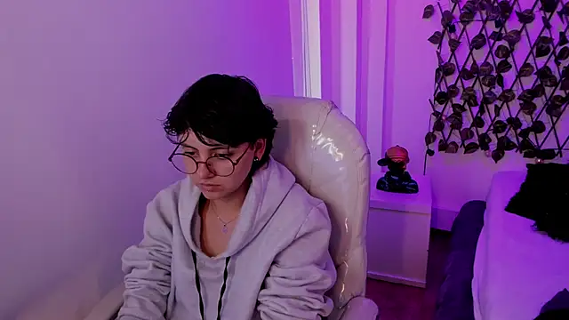 Chatroom XXX en direct de Nathaly_ds