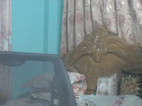 Chatroom XXX en direct de NancyRuvi