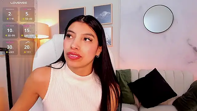 دردشة Tiffany_Low الجنسية المباشرة