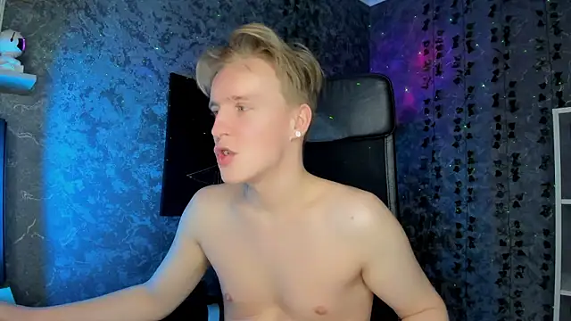 AlexxSweet 现场XXX聊天