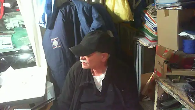 Chat +18 de nonnomaturobisex ao vivo