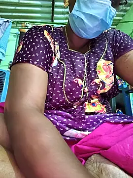 Tamilselviroja- Chat XXX in diretta