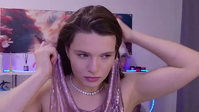 Онлайн чат XXX Nellie_Medina