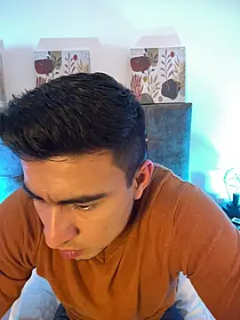 Chris_Clarck লাইভ XXX চ্যাট