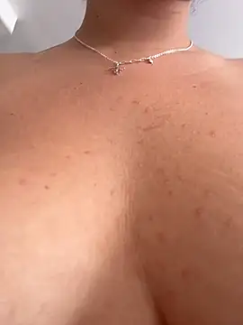 Eva_stark10 即時 XXX 聊天