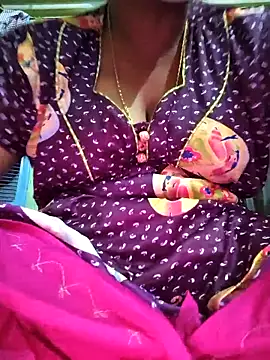 Tamilselviroja- 现场XXX聊天