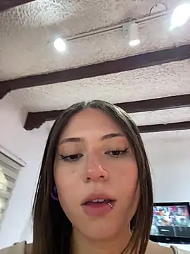 PrettyAmber's Webcam Show