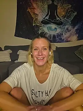 yola181 Live XXX-chat