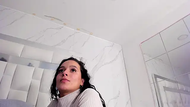 Онлайн чат XXX Maia_Park