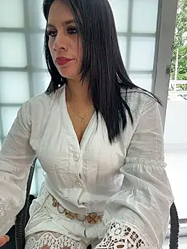 Sofia_Convers' Live XXX Chat