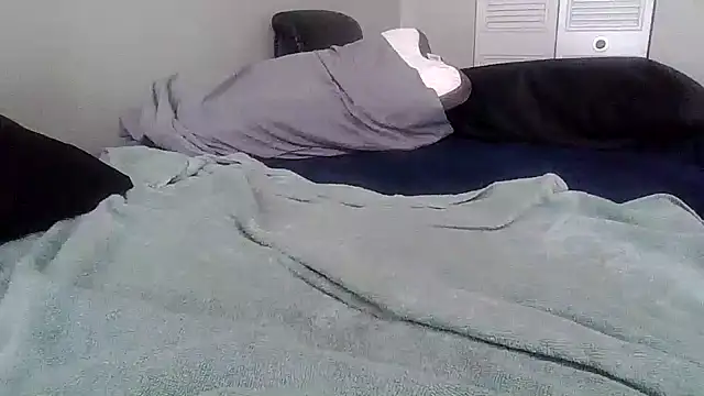 tendertormenttのウェブカメラショー