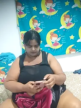 SusanaEshwar's Live XXX Chat