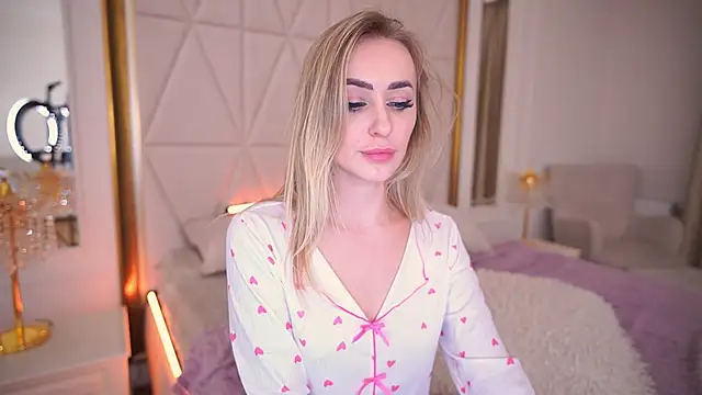 Show modela GraceCandy na web-kameri