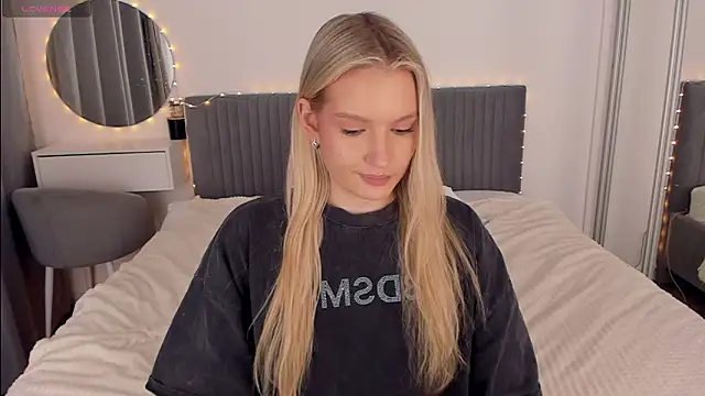 Онлайн чат XXX CassieRayss