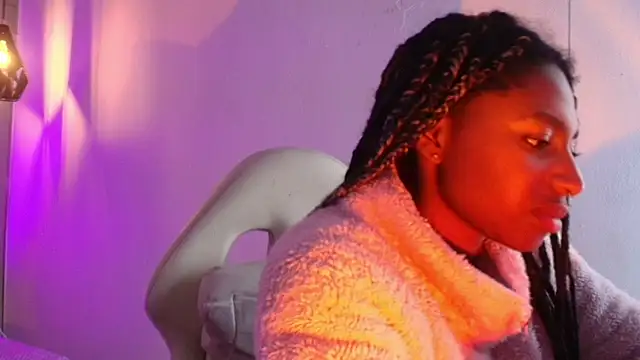 Queen_perla_ Chat XXX live