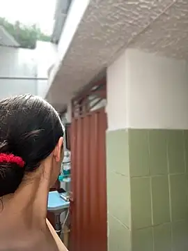 Iriscute 在線直播表演