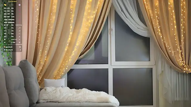 lovekissmes Chat XXX live