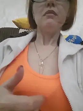 Chat XXX en directo de LanaOlbenst