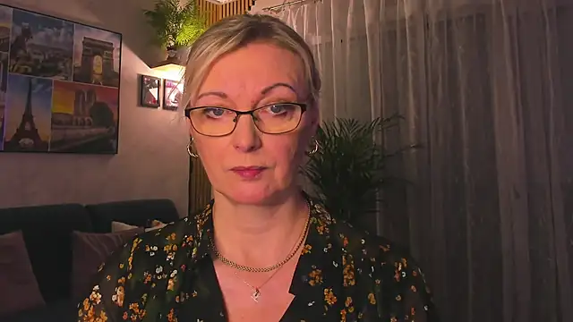 vanessa_chat Adlı Modelin Web Kamerası Şovu