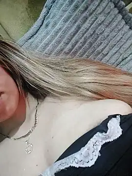 Webkamerová show Sara-Arabica