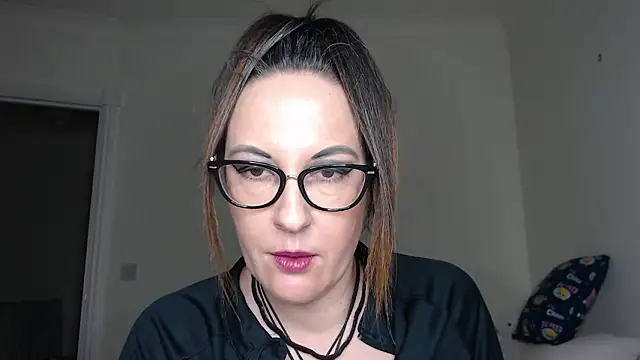 Pertunjukan Kamera Web Humiliatrixxxx