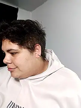 Hailey_Curvy's Webcam Show