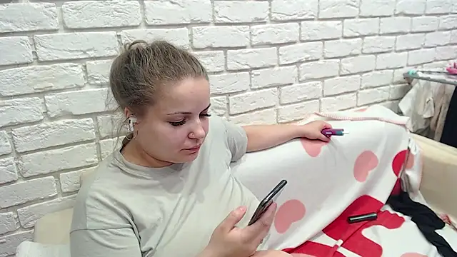 Crazyy_girl_ – Live XXX-chat