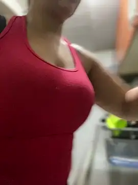 Онлайн чат XXX Carola-Ross