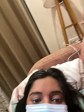 heenashai webcam show