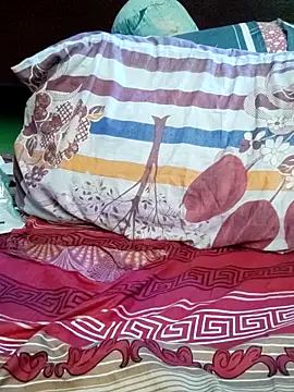 QueenSoreal: онлайн-секс-чат