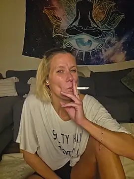 yola181 现场XXX聊天