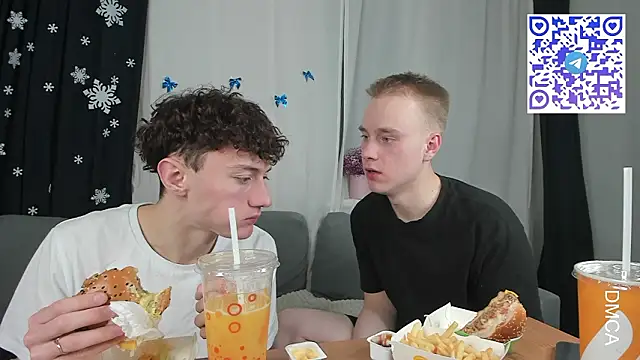 Kevin_Young_Cat Webcam Show