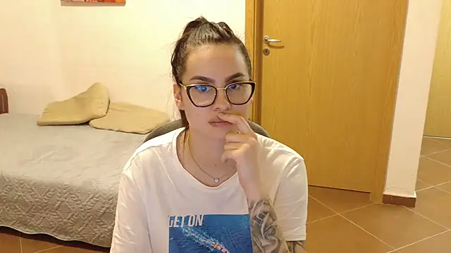 Chatroom XXX en direct de LexieRosse