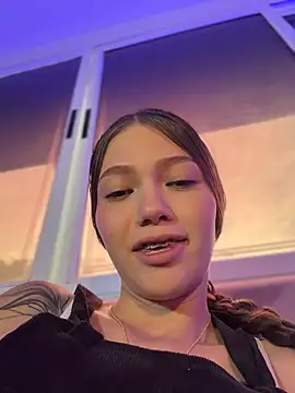 EmmaJhoons ওয়েবক্যাম শো