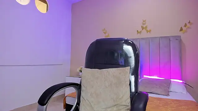 Chat +18 de Nascary_Fox ao vivo